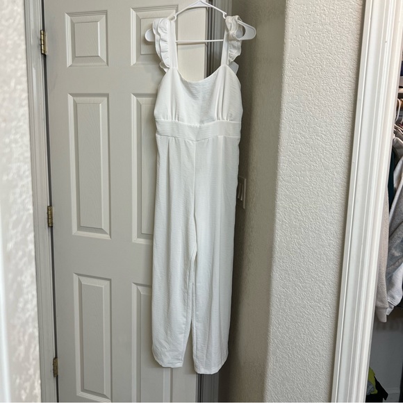 Lulu’s white jumpsuit with ruffled straps - Picture 2 of 5